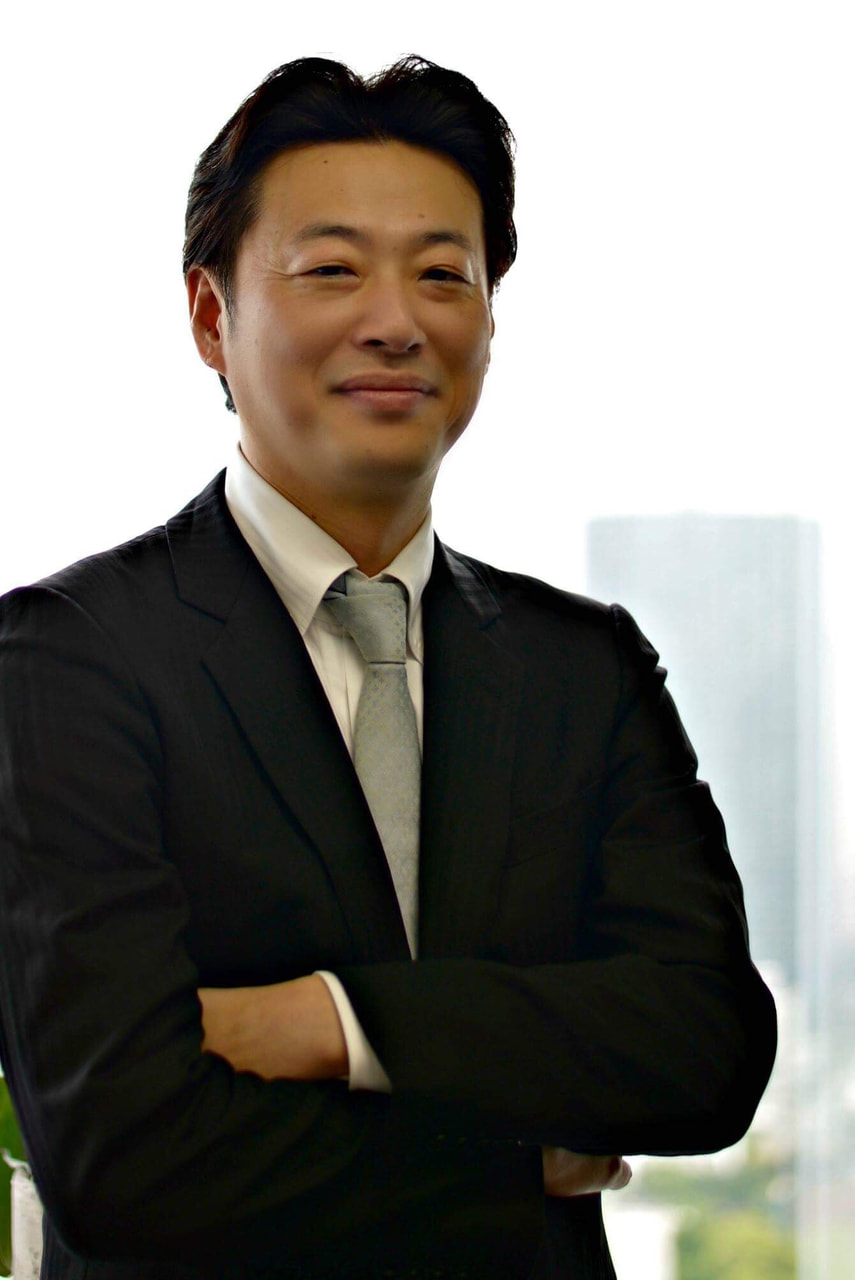 ディレクター　岡田 吉晃